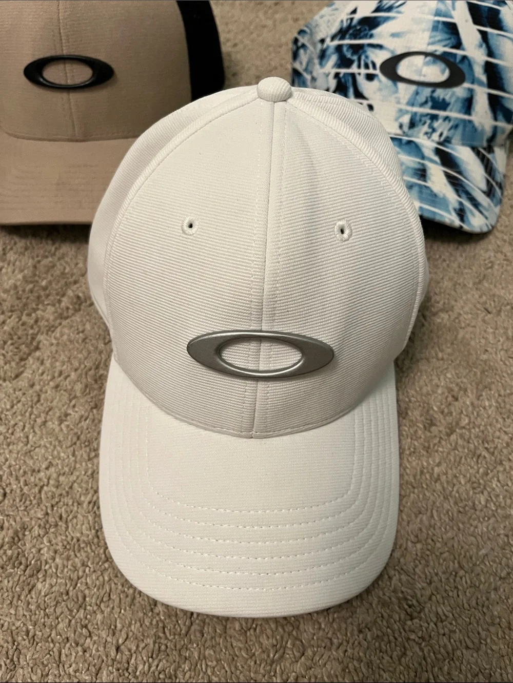 Lot of 3 Oakley Men's Hat with Logo - Picture 2 of 14